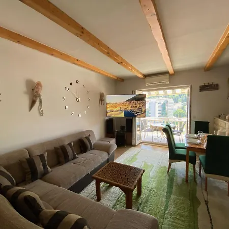 Sandra Free Private Parking Apartment *