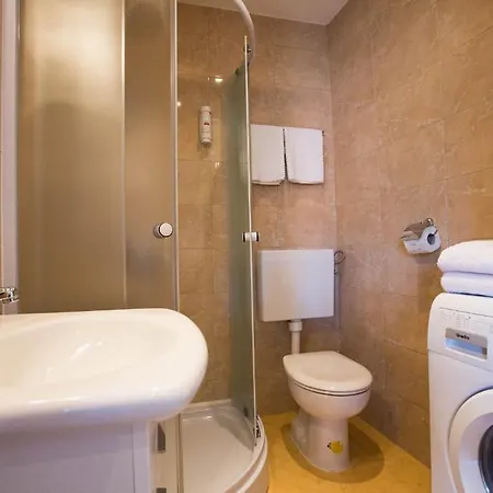 Sandra Free Private Parking Apartamento *