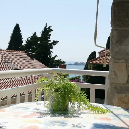 Sandra Free Private Parking Daire