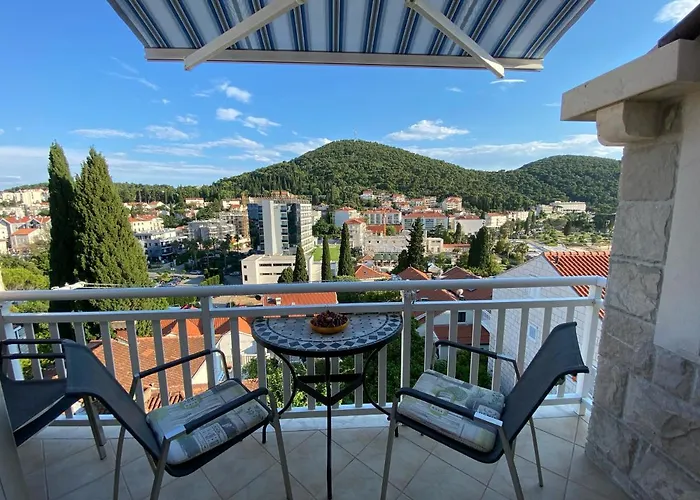 Sandra Free Private Parking דירה דוברובניק