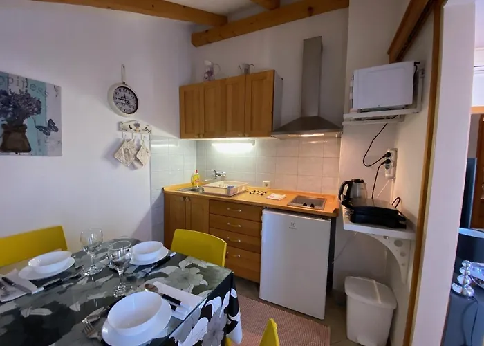 Lägenhet Sandra Free Private Parking *