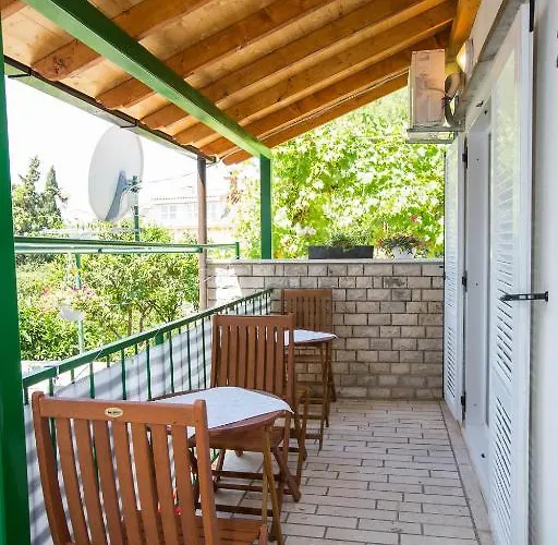 Sandra Free Private Parking דוברובניק